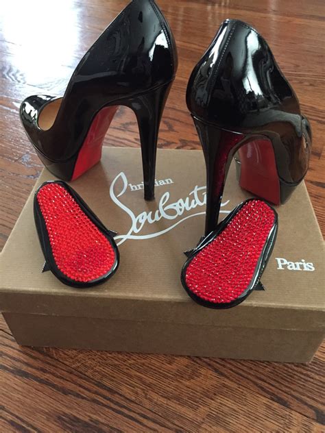 suela roja louis vuitton|louis vuitton heels red bottoms.